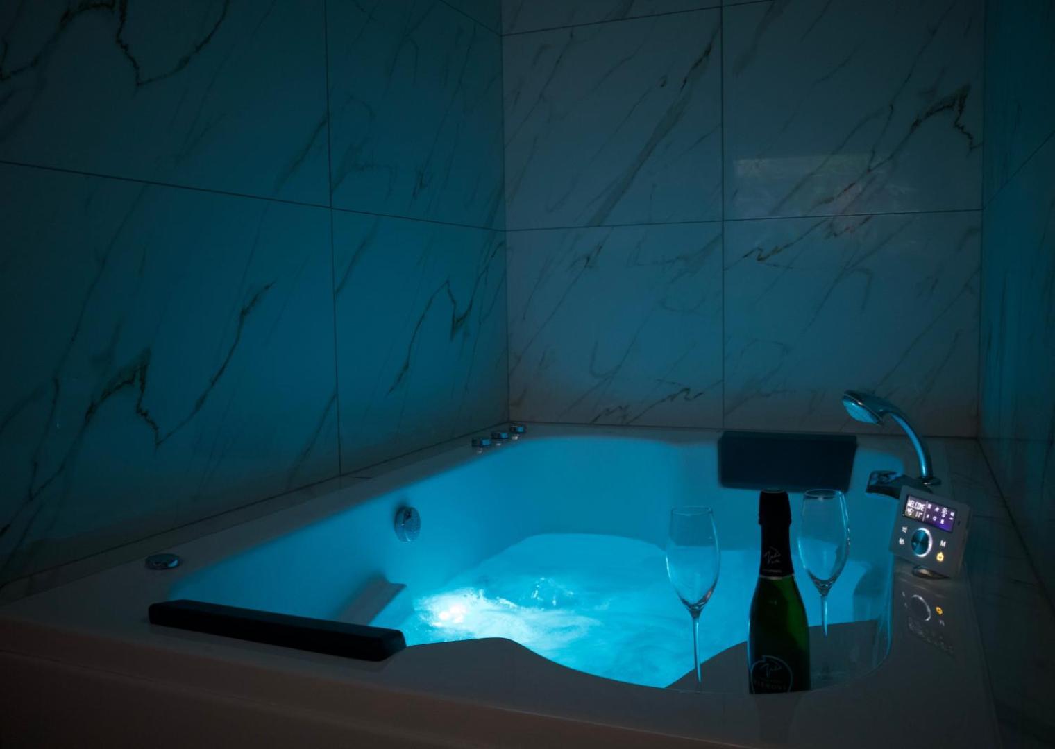Le Moment Bien-Etre - Appartement Avec Spa Privatif Saint-Omer  Zewnętrze zdjęcie